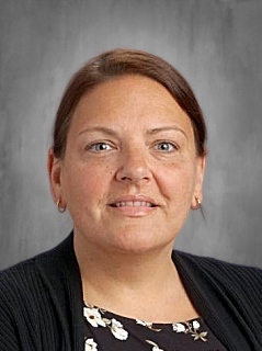 Nicole Gloss, AIS Academic Support